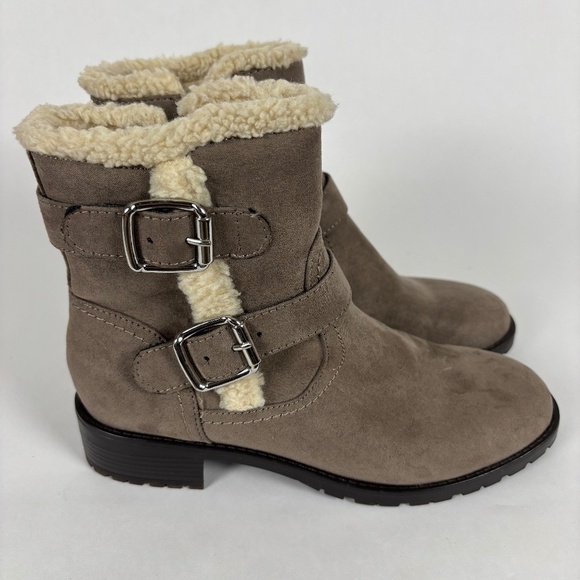 Unisa Shoes - Unisa Ankle Boots, Swade Leather, Sherpa lined, Zip with Buckles, Size 6 Women's